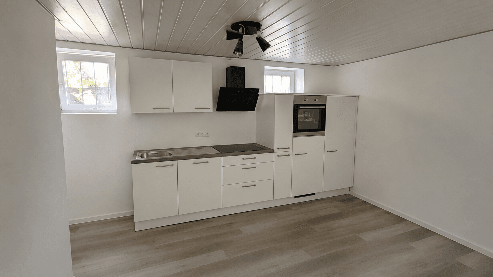 Prenájom bytu 2-izbový 53 m², Bruchsal, Bádensko-Wurttembersko Prenájom bytu 2-izbový 53 m², Bruchsal, Bádensko-Wurttembersko