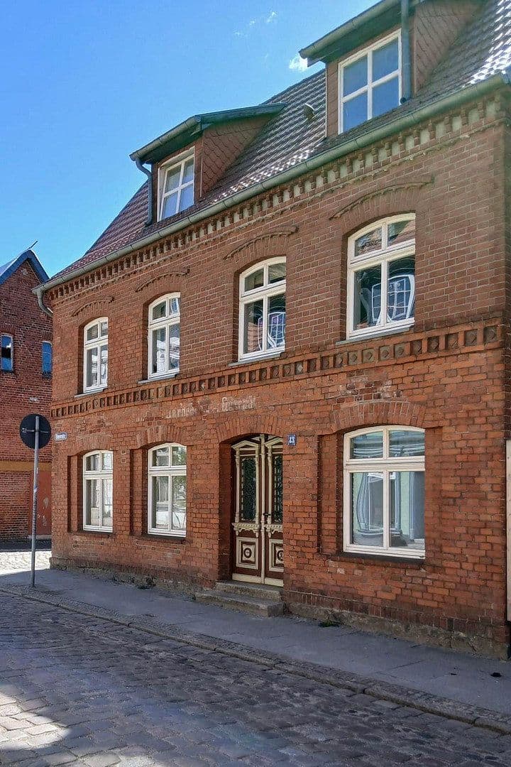 Predaj domu 165 m², pozemok 114 m², Plau am See, Meklenbursko-Predpomoransko Predaj domu 165 m², pozemok 114 m², Plau am See, Meklenbursko-Predpomoransko