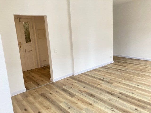 Prenájom bytu 1-izbový 52 m², Wilhelm-Plesse-Str. 26, Leipzig, Sasko Prenájom bytu 1-izbový 52 m², Wilhelm-Plesse-Str. 26, Leipzig, Sasko