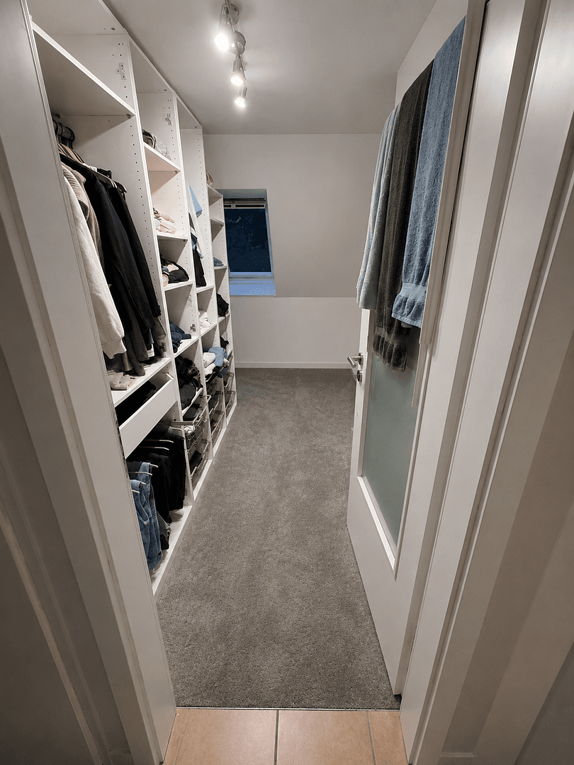 Predaj domu 210 m², pozemok 826 m², Apen, Dolné Sasko Predaj domu 210 m², pozemok 826 m², Apen, Dolné Sasko