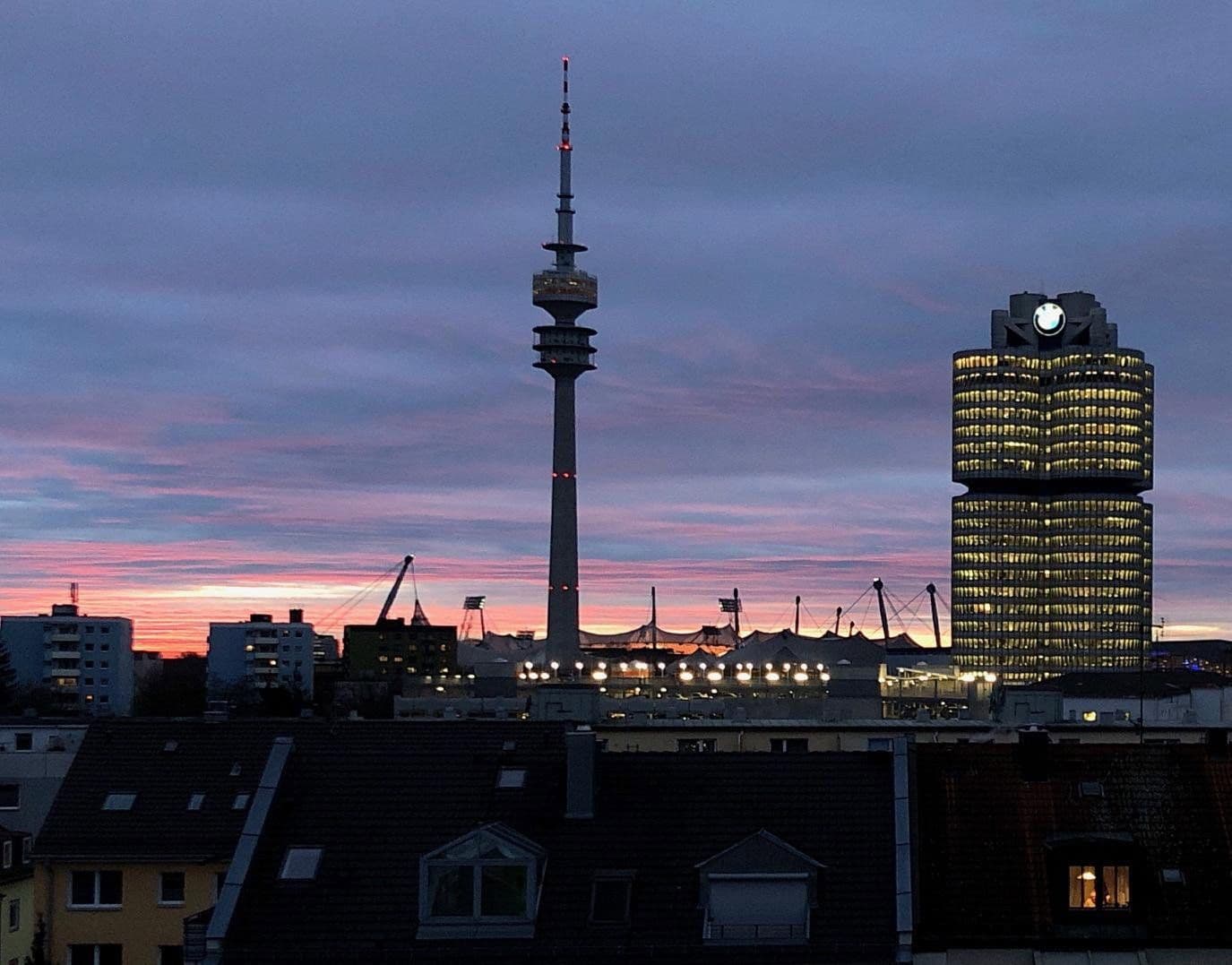 Prenájom bytu 2-izbový 48 m², München, Bavorsko Prenájom bytu 2-izbový 48 m², München, Bavorsko