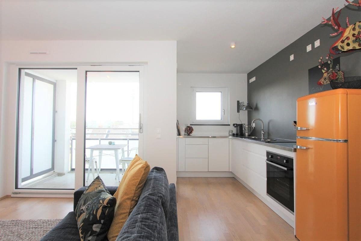 Prenájom bytu 2-izbový 48 m², München, Bavorsko Prenájom bytu 2-izbový 48 m², München, Bavorsko