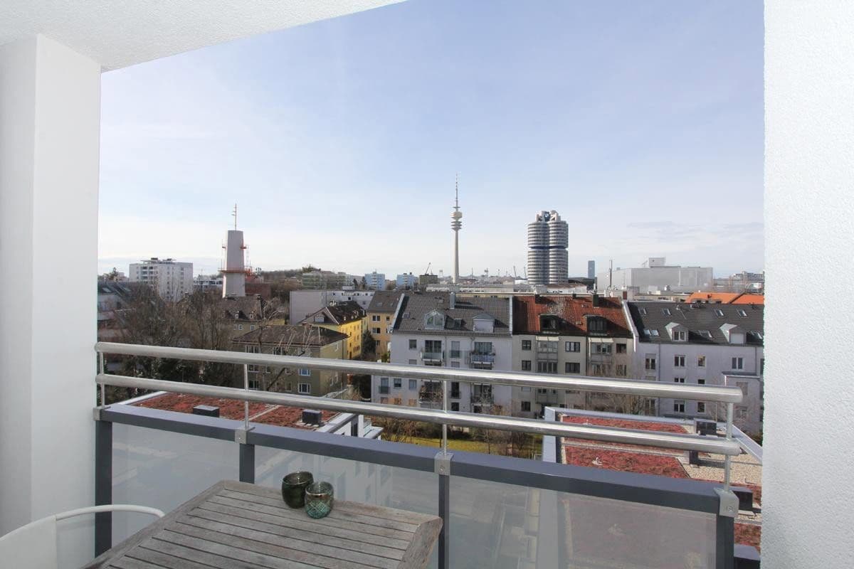 Prenájom bytu 2-izbový 48 m², München, Bavorsko Prenájom bytu 2-izbový 48 m², München, Bavorsko