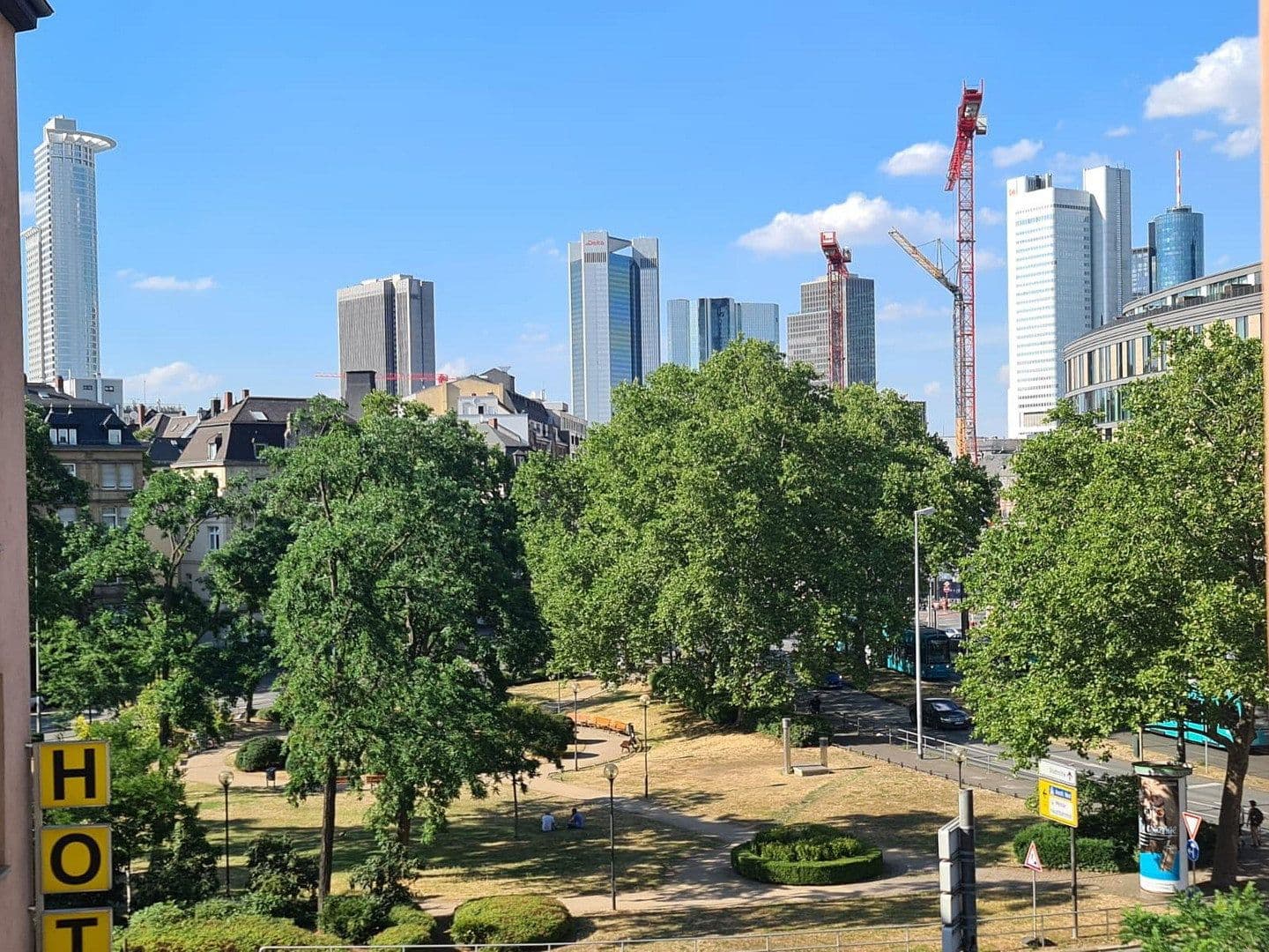 Predaj bytu 3-izbový 75 m², Frankfurt am Main, Hesensko Predaj bytu 3-izbový 75 m², Frankfurt am Main, Hesensko