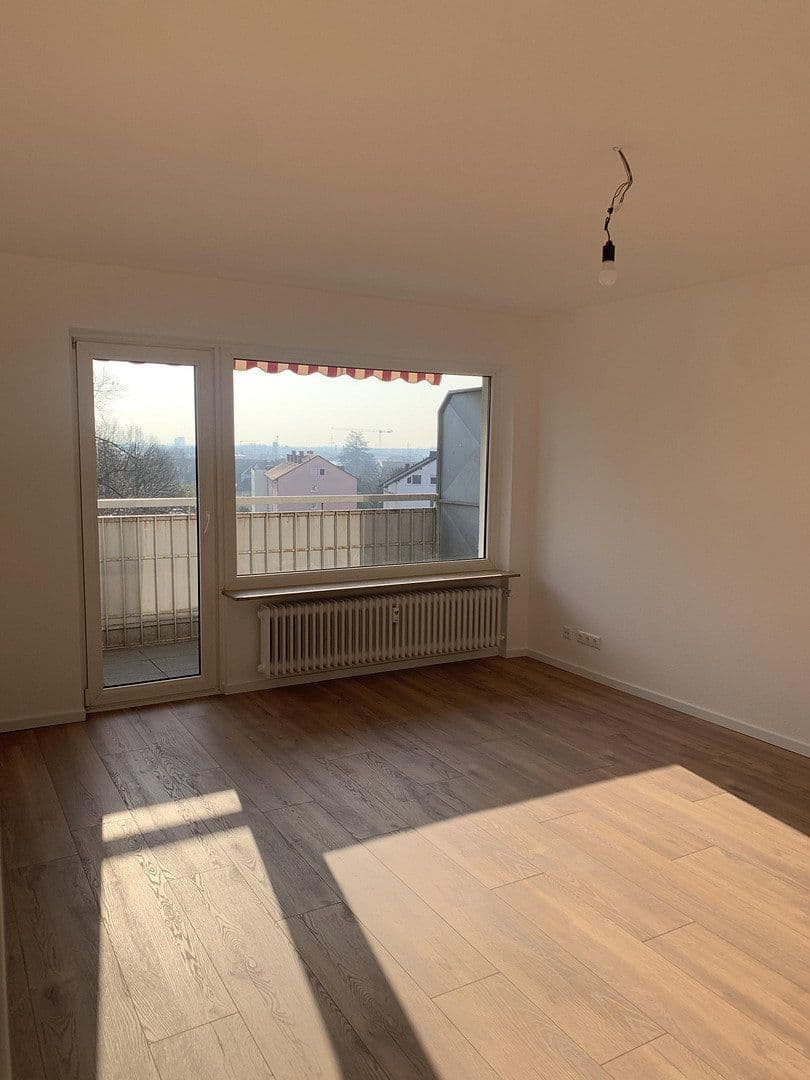 Prenájom bytu 2-izbový 57 m², Heddingheimer Str. 9, Hattersheim am Main, Hesensko Prenájom bytu 2-izbový 57 m², Heddingheimer Str. 9, Hattersheim am Main, Hesensko