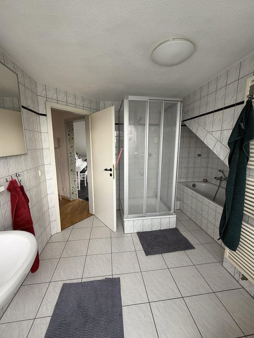 Prenájom bytu 3-izbový 80 m², Wesel, Severné Porýnie - Westfálsko Prenájom bytu 3-izbový 80 m², Wesel, Severné Porýnie - Westfálsko