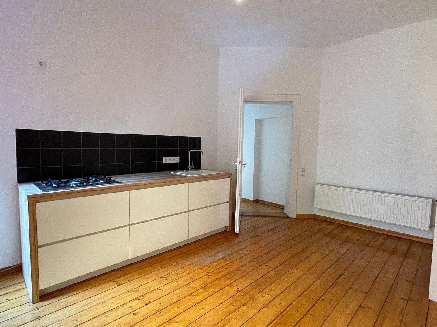 Prenájom bytu 2-izbový 69 m², Hahnenstraße 9, Hannover, Dolné Sasko Prenájom bytu 2-izbový 69 m², Hahnenstraße 9, Hannover, Dolné Sasko