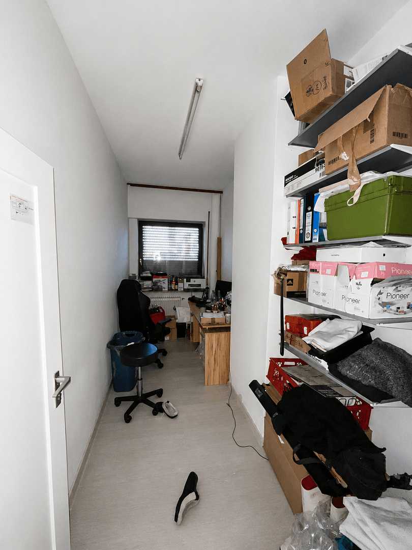 Prenájom nebytového priestoru 137 m², Von-der-Tann-Straße 156, Nürnberg, Bavorsko Prenájom nebytového priestoru 137 m², Von-der-Tann-Straße 156, Nürnberg, Bavorsko