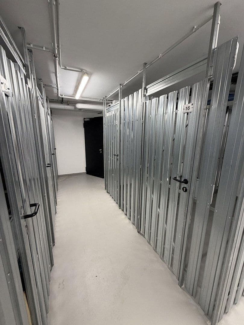 Prenájom bytu 2-izbový 61 m², Sonntagstr. 23, Berlin, Berlín Prenájom bytu 2-izbový 61 m², Sonntagstr. 23, Berlin, Berlín