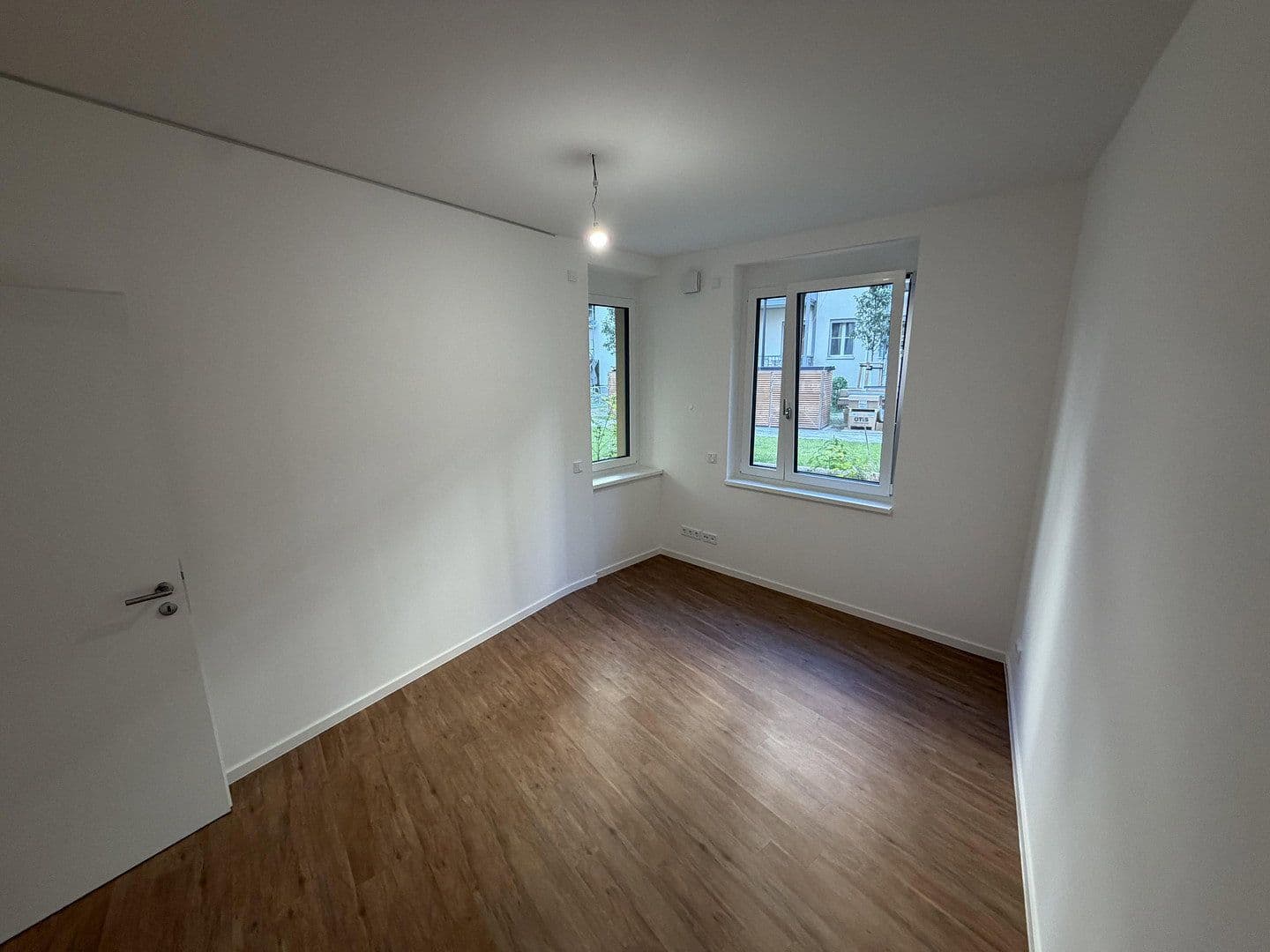 Prenájom bytu 2-izbový 61 m², Sonntagstr. 23, Berlin, Berlín Prenájom bytu 2-izbový 61 m², Sonntagstr. 23, Berlin, Berlín