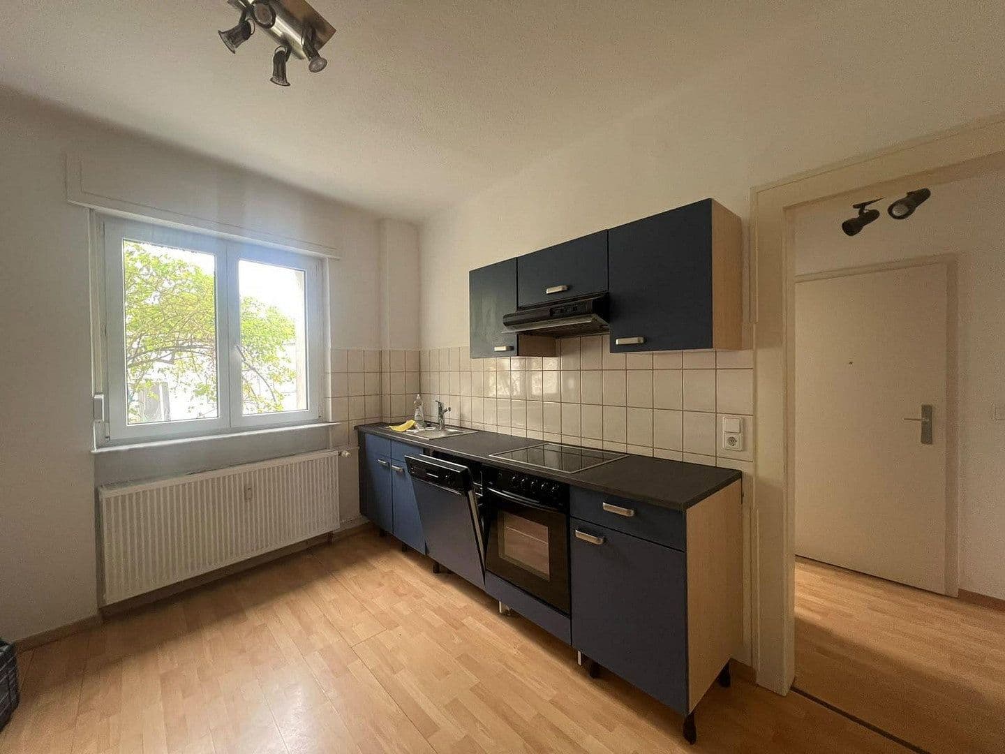 Prenájom bytu 2-izbový 65 m², Weiherstraße 3, Mannheim, Bádensko-Wurttembersko Prenájom bytu 2-izbový 65 m², Weiherstraße 3, Mannheim, Bádensko-Wurttembersko