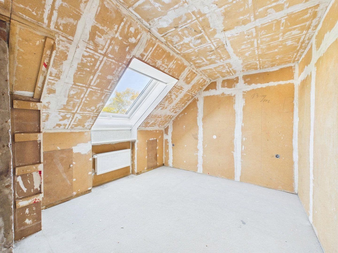 Predaj domu 131 m², pozemok 174 m², Nürnberg, Bavorsko Predaj domu 131 m², pozemok 174 m², Nürnberg, Bavorsko