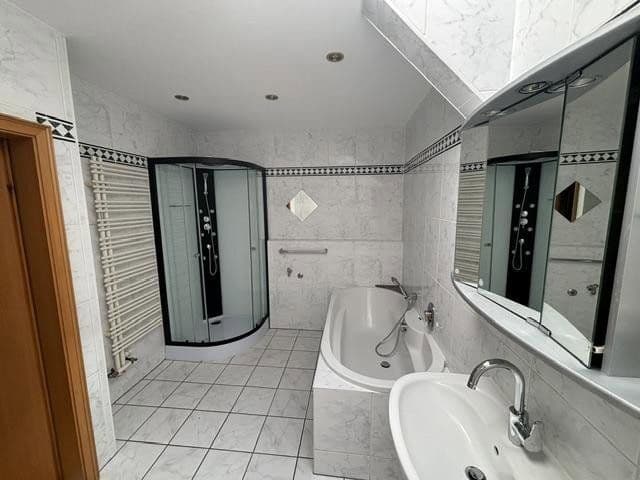 Prenájom bytu 3-izbový 85 m², Wiesbaden, Hesensko Prenájom bytu 3-izbový 85 m², Wiesbaden, Hesensko