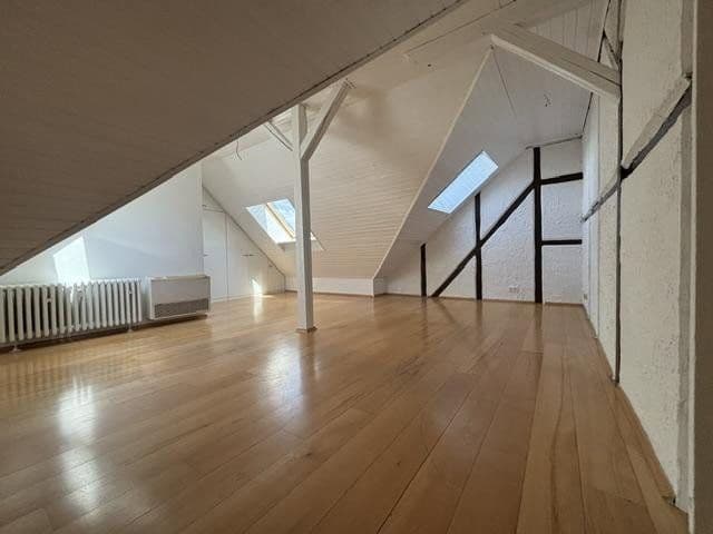 Prenájom bytu 3-izbový 85 m², Wiesbaden, Hesensko Prenájom bytu 3-izbový 85 m², Wiesbaden, Hesensko