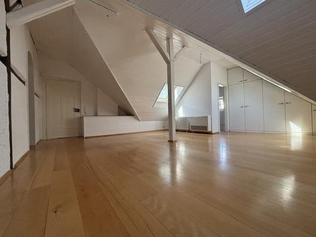 Prenájom bytu 3-izbový 85 m², Wiesbaden, Hesensko Prenájom bytu 3-izbový 85 m², Wiesbaden, Hesensko
