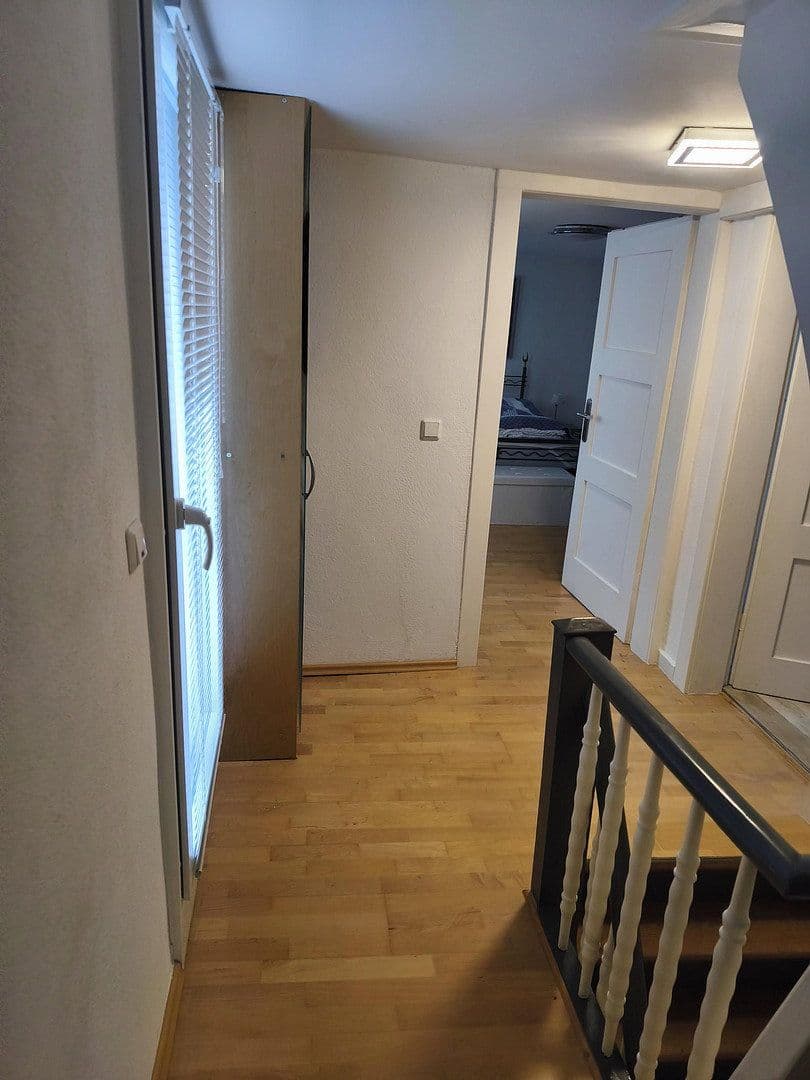 Predaj domu 83 m², pozemok 190 m², Neugasse 38, Ober-Mörlen, Hesensko Predaj domu 83 m², pozemok 190 m², Neugasse 38, Ober-Mörlen, Hesensko