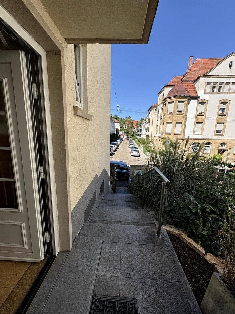 Predaj bytu 4-izbový 93 m², Stuttgart, Bádensko-Wurttembersko Predaj bytu 4-izbový 93 m², Stuttgart, Bádensko-Wurttembersko