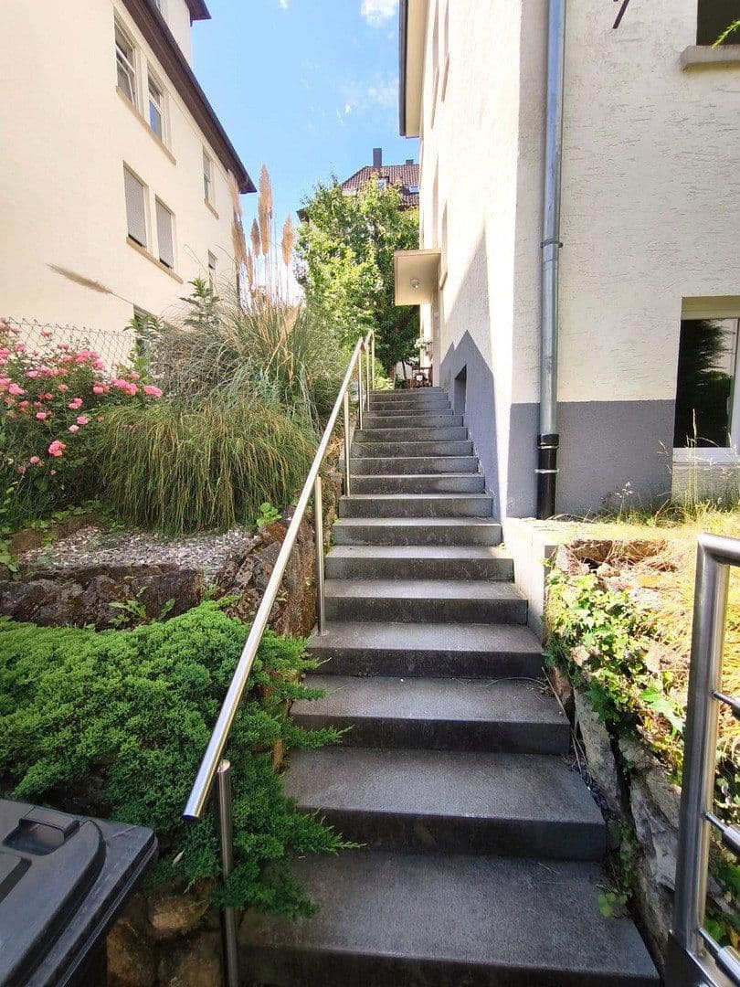 Predaj bytu 4-izbový 93 m², Stuttgart, Bádensko-Wurttembersko Predaj bytu 4-izbový 93 m², Stuttgart, Bádensko-Wurttembersko