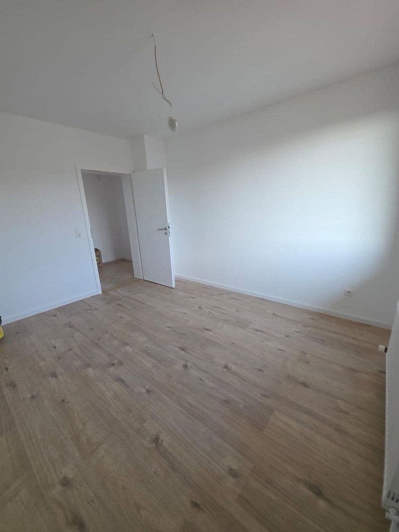 Prenájom bytu 3-izbový 82 m², Ulmer Strasse 7, Neckarsulm, Bádensko-Wurttembersko Prenájom bytu 3-izbový 82 m², Ulmer Strasse 7, Neckarsulm, Bádensko-Wurttembersko