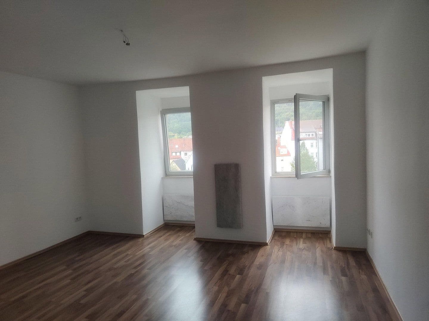 Prenájom bytu 4-izbový 110 m², Gasfabrikgässchen 2, Kulmbach, Bavorsko Prenájom bytu 4-izbový 110 m², Gasfabrikgässchen 2, Kulmbach, Bavorsko