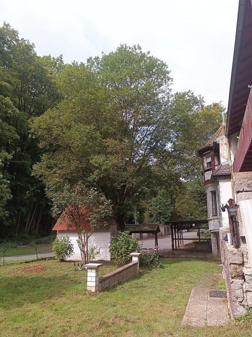 Predaj domu 180 m², pozemok 3.848 m², Wolfskehle 52, Kulmbach, Bavorsko Predaj domu 180 m², pozemok 3.848 m², Wolfskehle 52, Kulmbach, Bavorsko