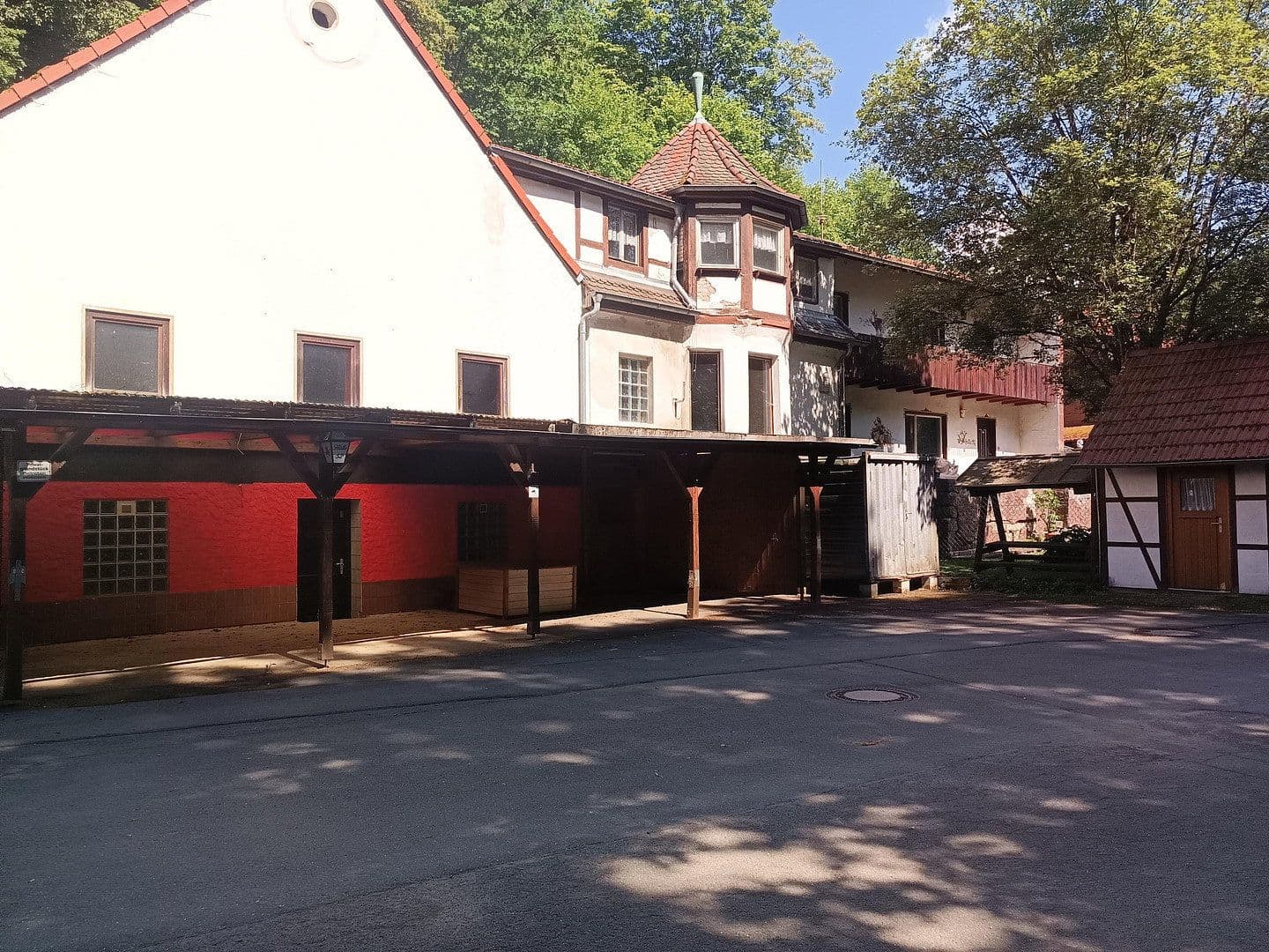 Predaj domu 180 m², pozemok 3.848 m², Wolfskehle 52, Kulmbach, Bavorsko Predaj domu 180 m², pozemok 3.848 m², Wolfskehle 52, Kulmbach, Bavorsko
