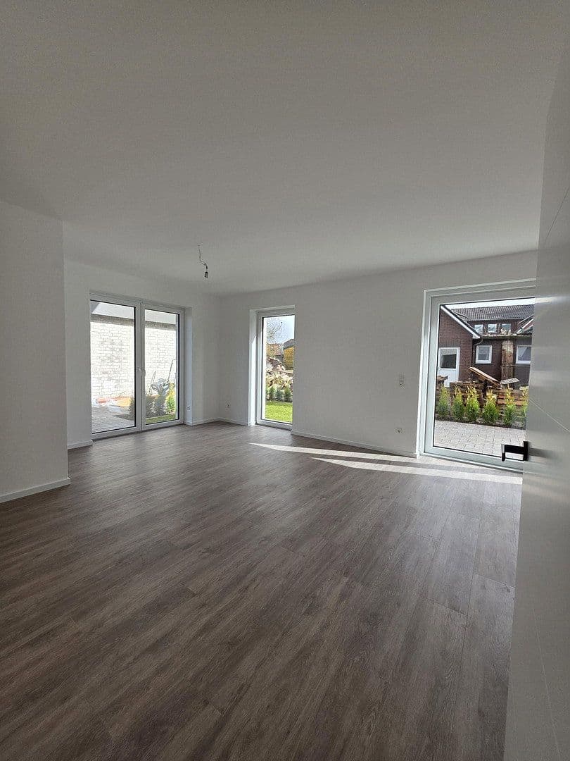 Prenájom bytu 3-izbový 78 m², Garrel, Dolné Sasko Prenájom bytu 3-izbový 78 m², Garrel, Dolné Sasko