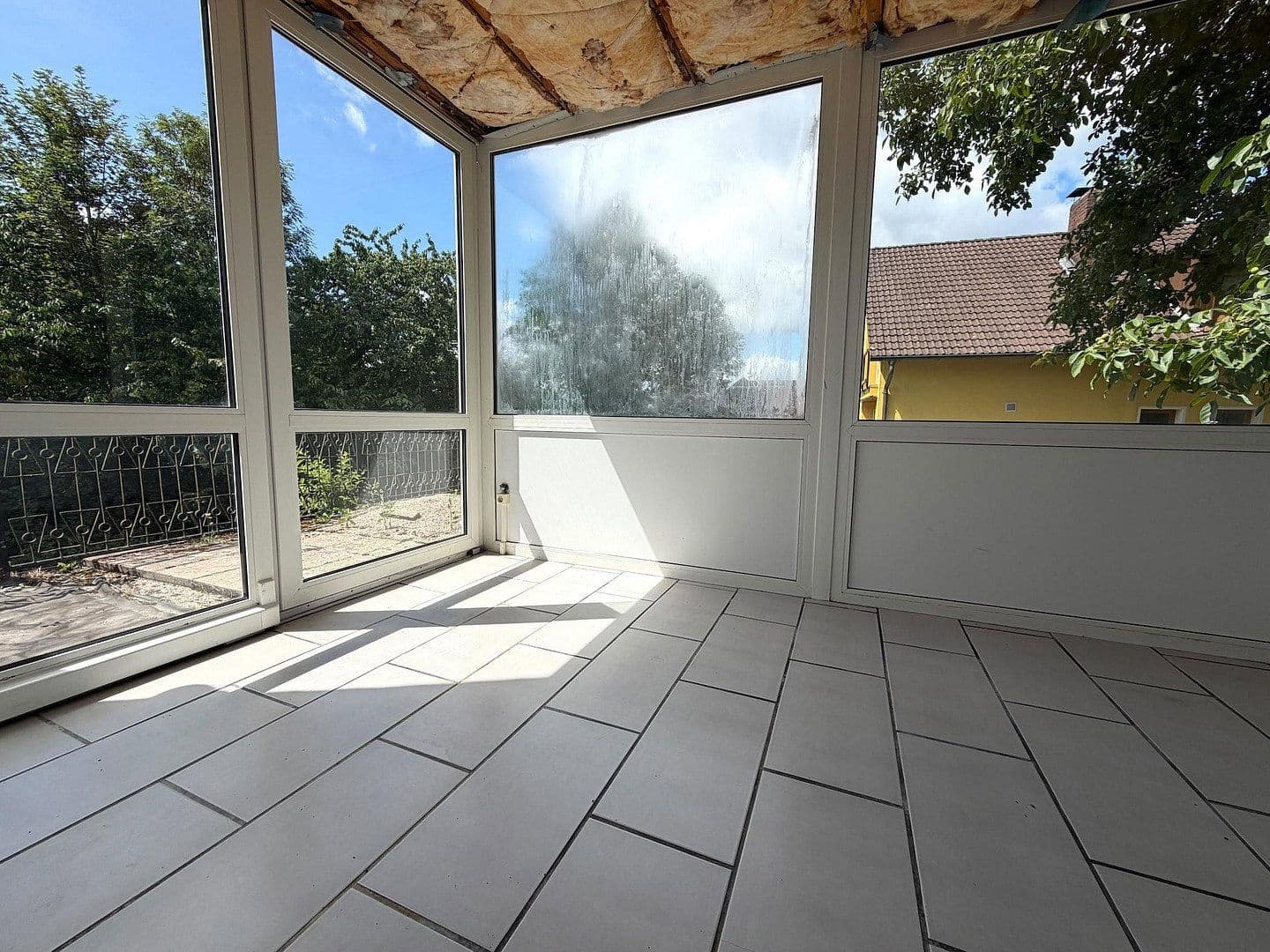 Predaj domu 275 m², pozemok 1.037 m², Bärnreuth 33, Bad Berneck im Fichtelgebirge, Bavorsko Predaj domu 275 m², pozemok 1.037 m², Bärnreuth 33, Bad Berneck im Fichtelgebirge, Bavorsko