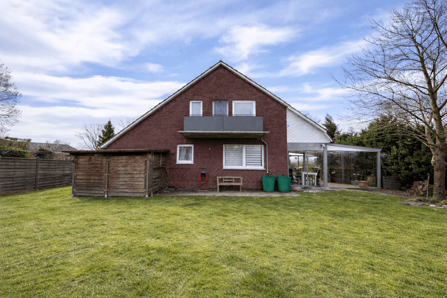 Predaj domu 174 m², pozemok 853 m², Ganderkesee, Dolné Sasko Predaj domu 174 m², pozemok 853 m², Ganderkesee, Dolné Sasko