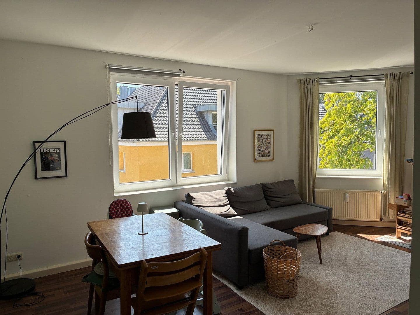 Prenájom bytu 3-izbový 80 m², Almastr. 11, Essen, Severné Porýnie - Westfálsko Prenájom bytu 3-izbový 80 m², Almastr. 11, Essen, Severné Porýnie - Westfálsko