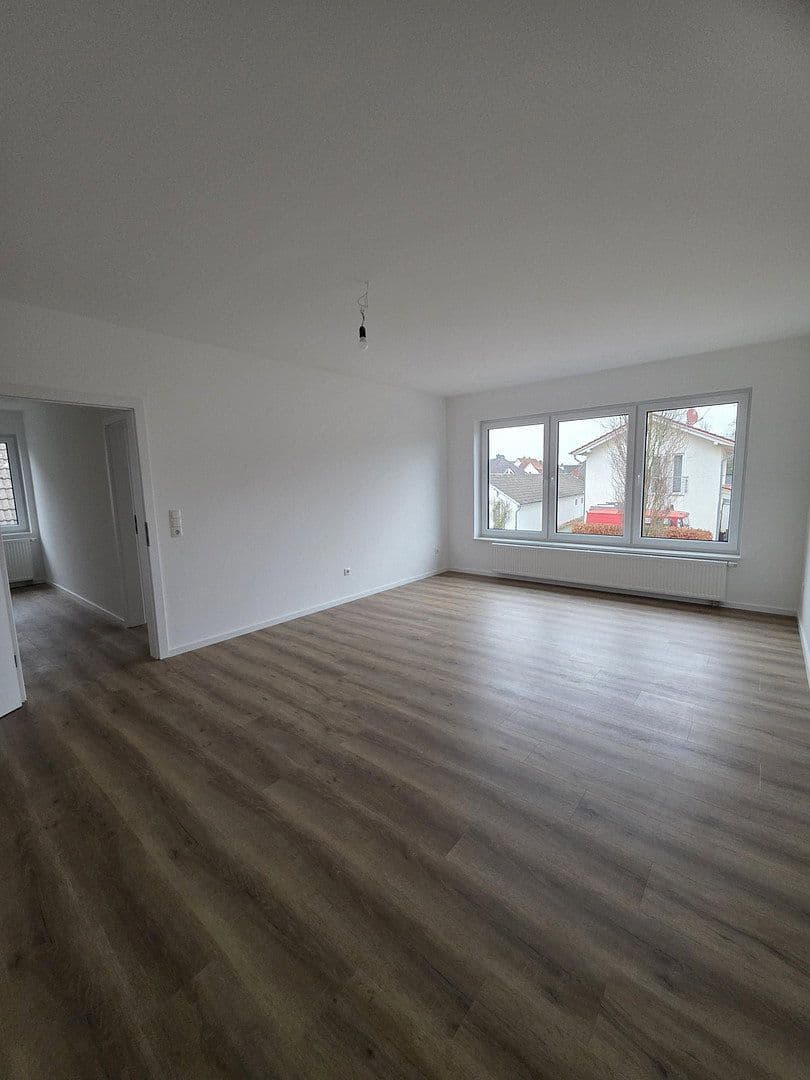 Prenájom bytu 3-izbový 106 m², Cloppenburg, Dolné Sasko Prenájom bytu 3-izbový 106 m², Cloppenburg, Dolné Sasko