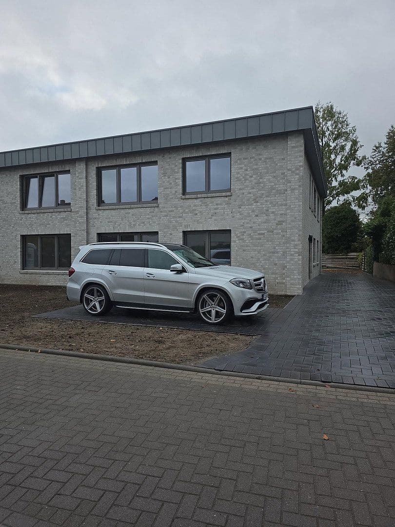 Prenájom bytu 3-izbový 106 m², Cloppenburg, Dolné Sasko Prenájom bytu 3-izbový 106 m², Cloppenburg, Dolné Sasko