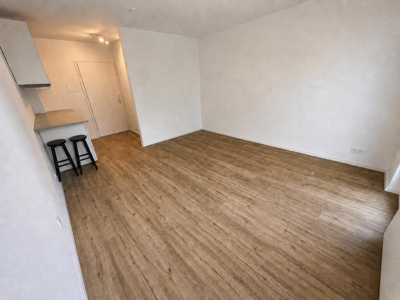 Prenájom bytu 1-izbový 24 m², Bad-Berneck-Straße 1, München, Bavorsko Prenájom bytu 1-izbový 24 m², Bad-Berneck-Straße 1, München, Bavorsko