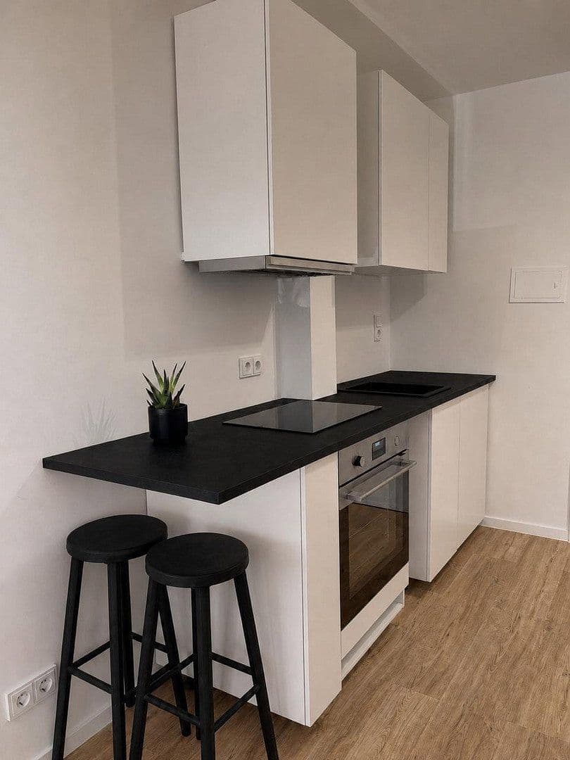 Prenájom bytu 1-izbový 24 m², Bad-Berneck-Straße 1, München, Bavorsko Prenájom bytu 1-izbový 24 m², Bad-Berneck-Straße 1, München, Bavorsko