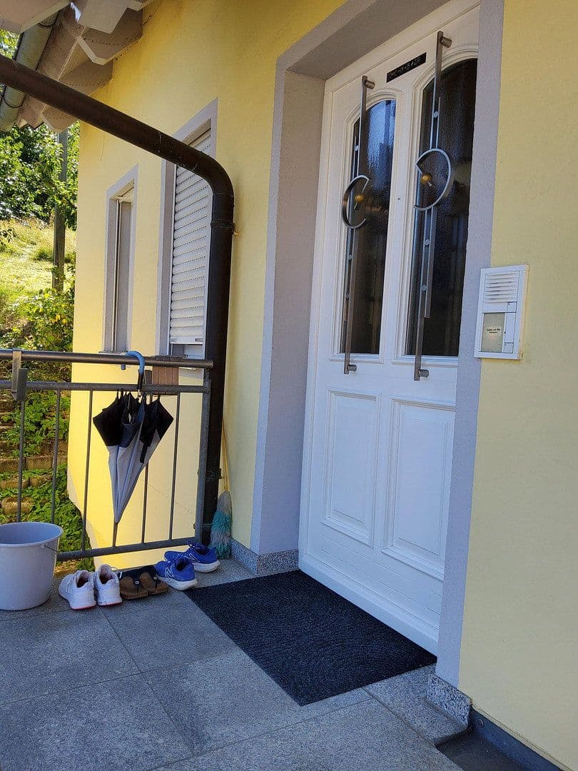 Prenájom domu 110 m², pozemok 400 m², Mühlbachstr., 14/b, Ebermannstadt, Bavorsko Prenájom domu 110 m², pozemok 400 m², Mühlbachstr., 14/b, Ebermannstadt, Bavorsko