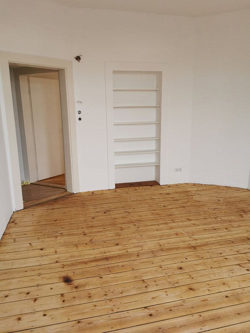 Prenájom bytu 3-izbový 78 m², Offenbach, Hesensko Prenájom bytu 3-izbový 78 m², Offenbach, Hesensko