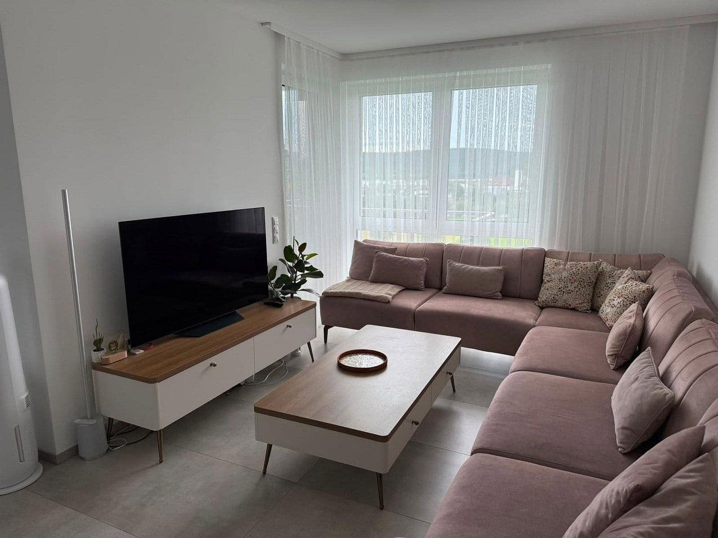 Prenájom bytu 3-izbový 80 m², Obernburg am Main, Bavorsko Prenájom bytu 3-izbový 80 m², Obernburg am Main, Bavorsko