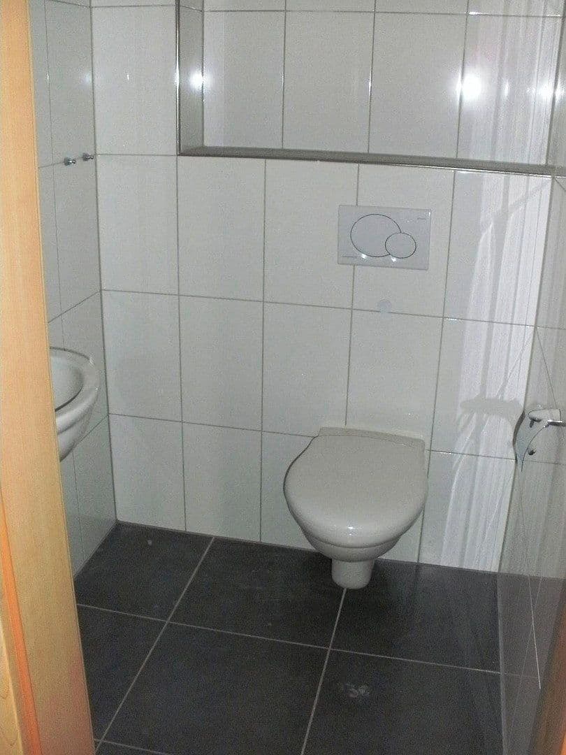 Prenájom bytu 3-izbový 100 m², Alzenau, Bavorsko Prenájom bytu 3-izbový 100 m², Alzenau, Bavorsko