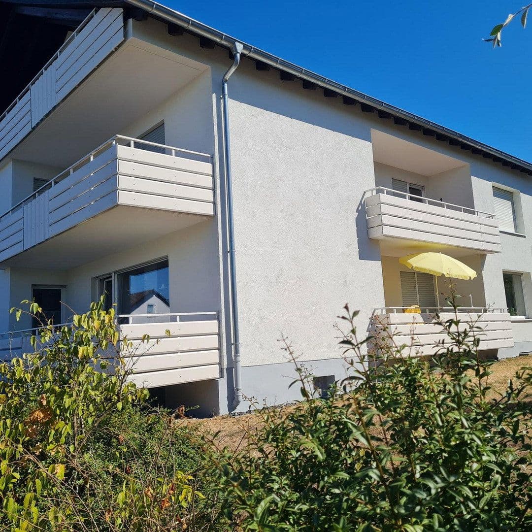 Prenájom bytu 3-izbový 100 m², Alzenau, Bavorsko Prenájom bytu 3-izbový 100 m², Alzenau, Bavorsko