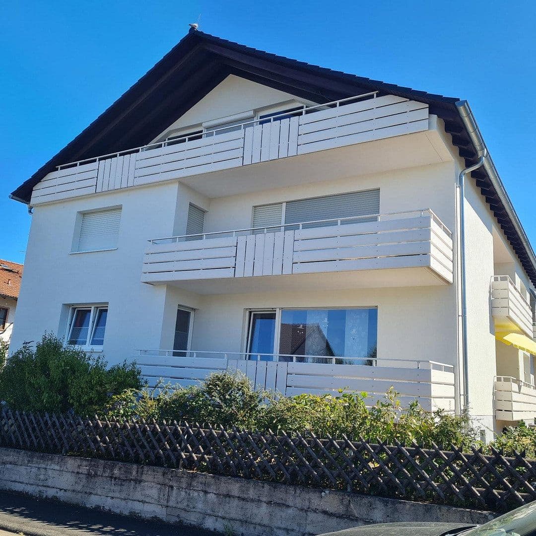 Prenájom bytu 3-izbový 100 m², Alzenau, Bavorsko Prenájom bytu 3-izbový 100 m², Alzenau, Bavorsko