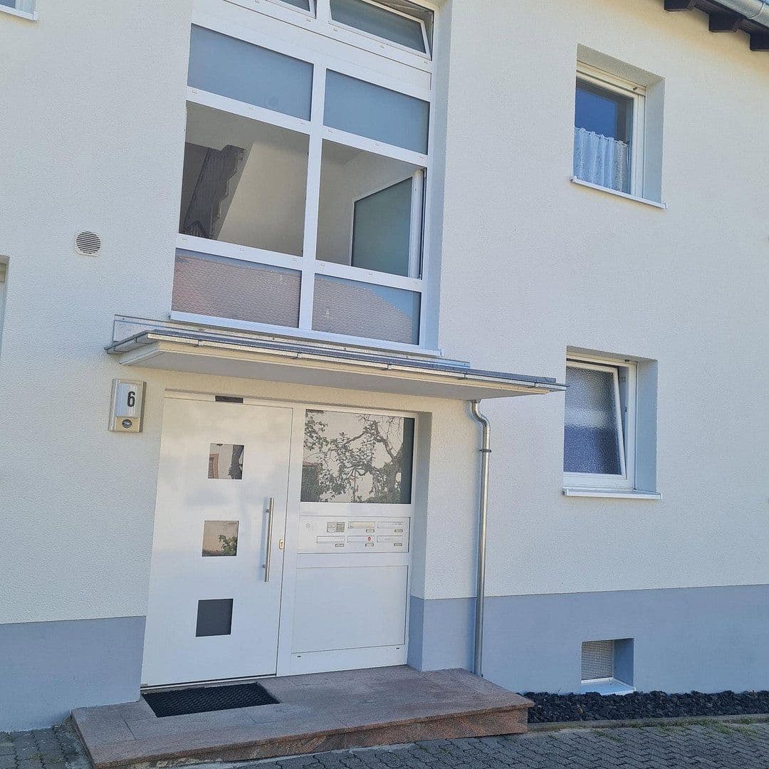 Prenájom bytu 3-izbový 100 m², Alzenau, Bavorsko Prenájom bytu 3-izbový 100 m², Alzenau, Bavorsko