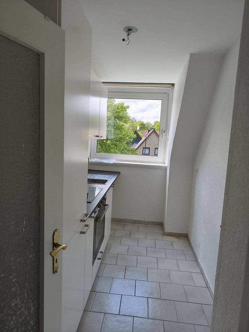 Prenájom bytu 3-izbový 57 m², Paul-Sorge-Straße 92, Hamburg, Hamburg Prenájom bytu 3-izbový 57 m², Paul-Sorge-Straße 92, Hamburg, Hamburg