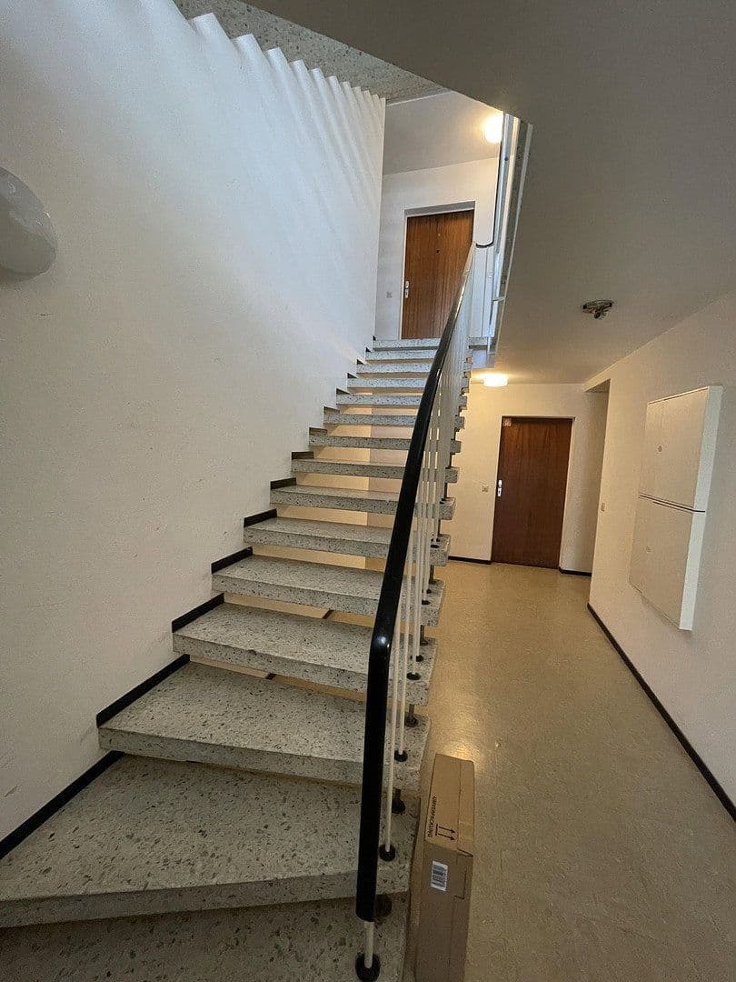 Prenájom bytu 1-izbový 28 m², Obere Weinsteige 66, Stuttgart, Bádensko-Wurttembersko Prenájom bytu 1-izbový 28 m², Obere Weinsteige 66, Stuttgart, Bádensko-Wurttembersko