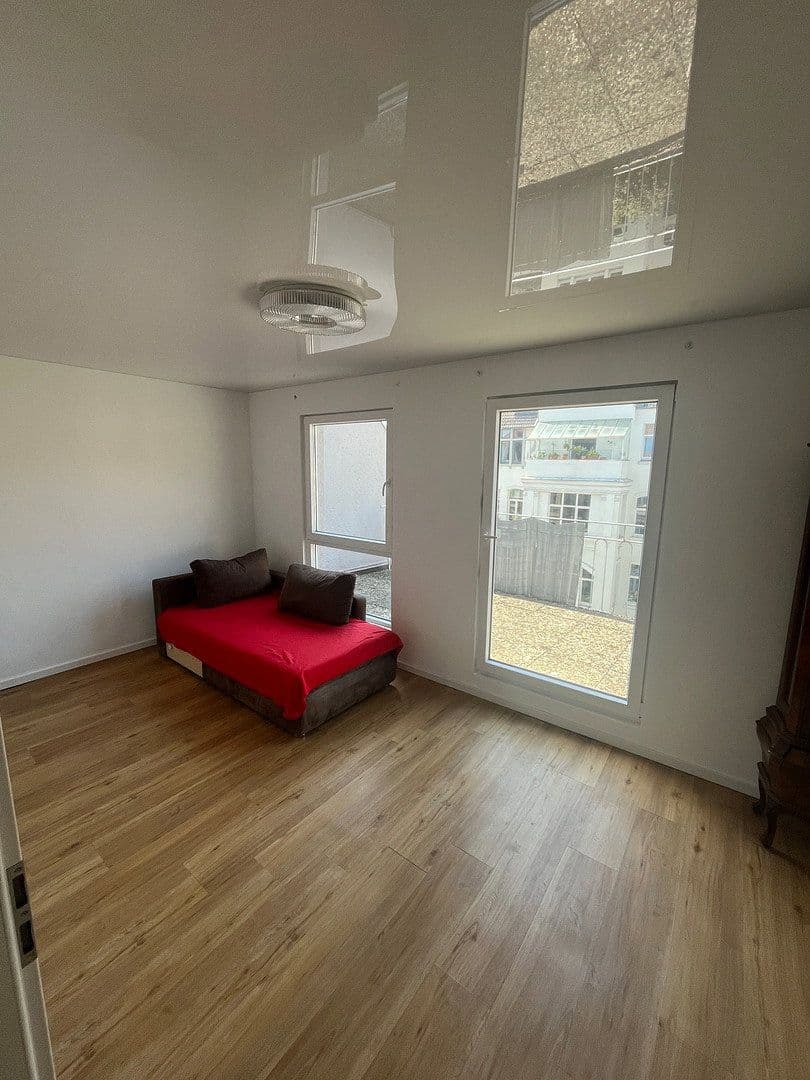 Prenájom bytu 2-izbový 53 m², Hubertusstraße 5, Hannover, Dolné Sasko Prenájom bytu 2-izbový 53 m², Hubertusstraße 5, Hannover, Dolné Sasko