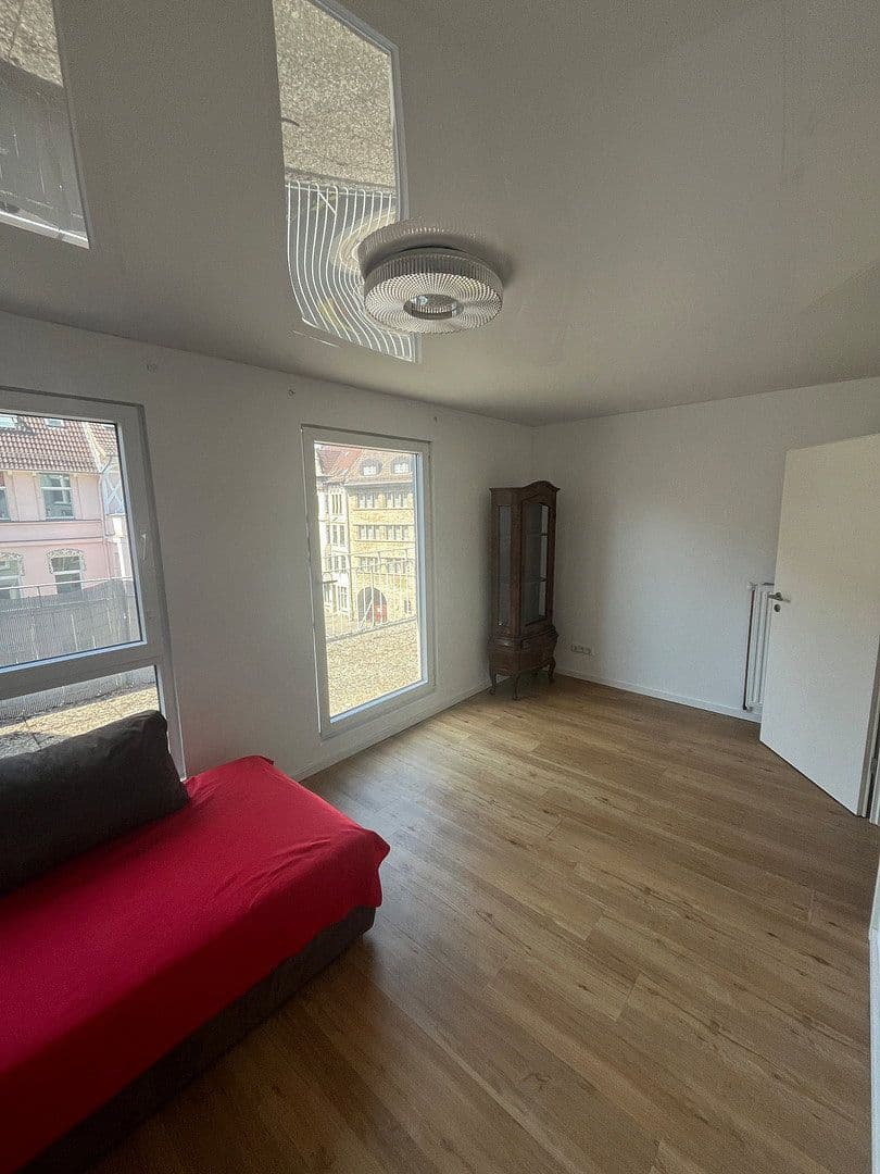 Prenájom bytu 2-izbový 53 m², Hubertusstraße 5, Hannover, Dolné Sasko Prenájom bytu 2-izbový 53 m², Hubertusstraße 5, Hannover, Dolné Sasko