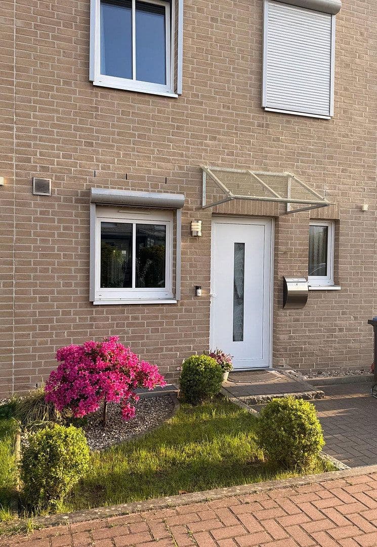 Predaj domu 111 m², pozemok 123 m², Ahrensburg, Šlezvicko-Holštajnsko Predaj domu 111 m², pozemok 123 m², Ahrensburg, Šlezvicko-Holštajnsko