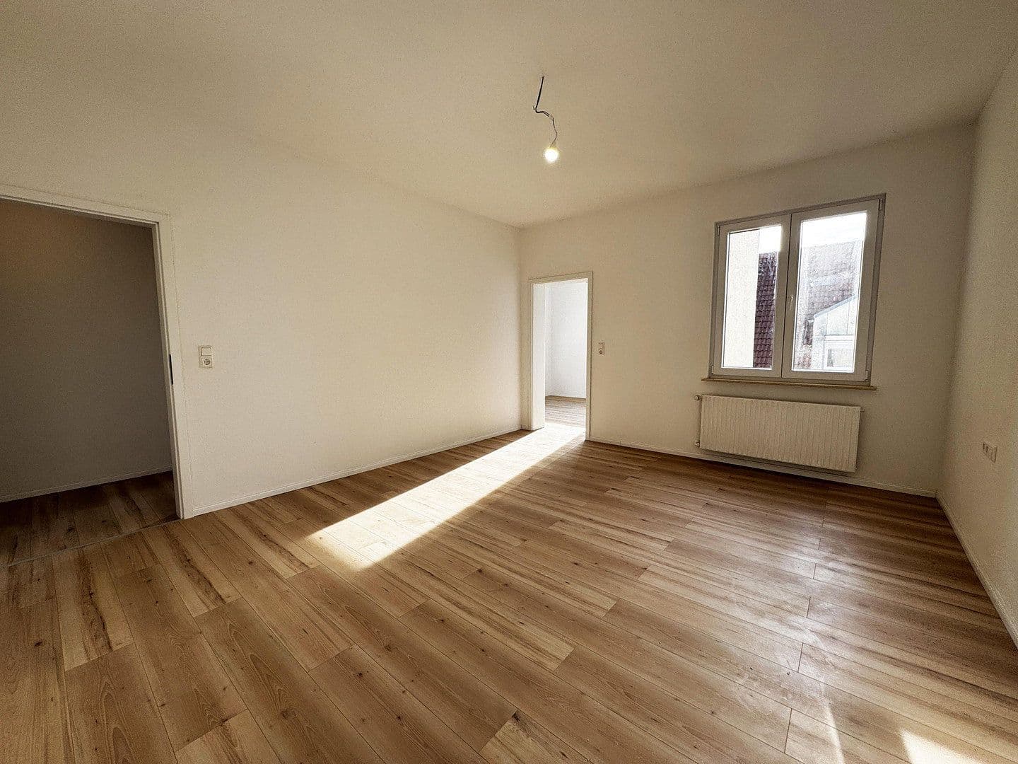 Prenájom bytu 4-izbový 83 m², Heilbronn, Bádensko-Wurttembersko Prenájom bytu 4-izbový 83 m², Heilbronn, Bádensko-Wurttembersko