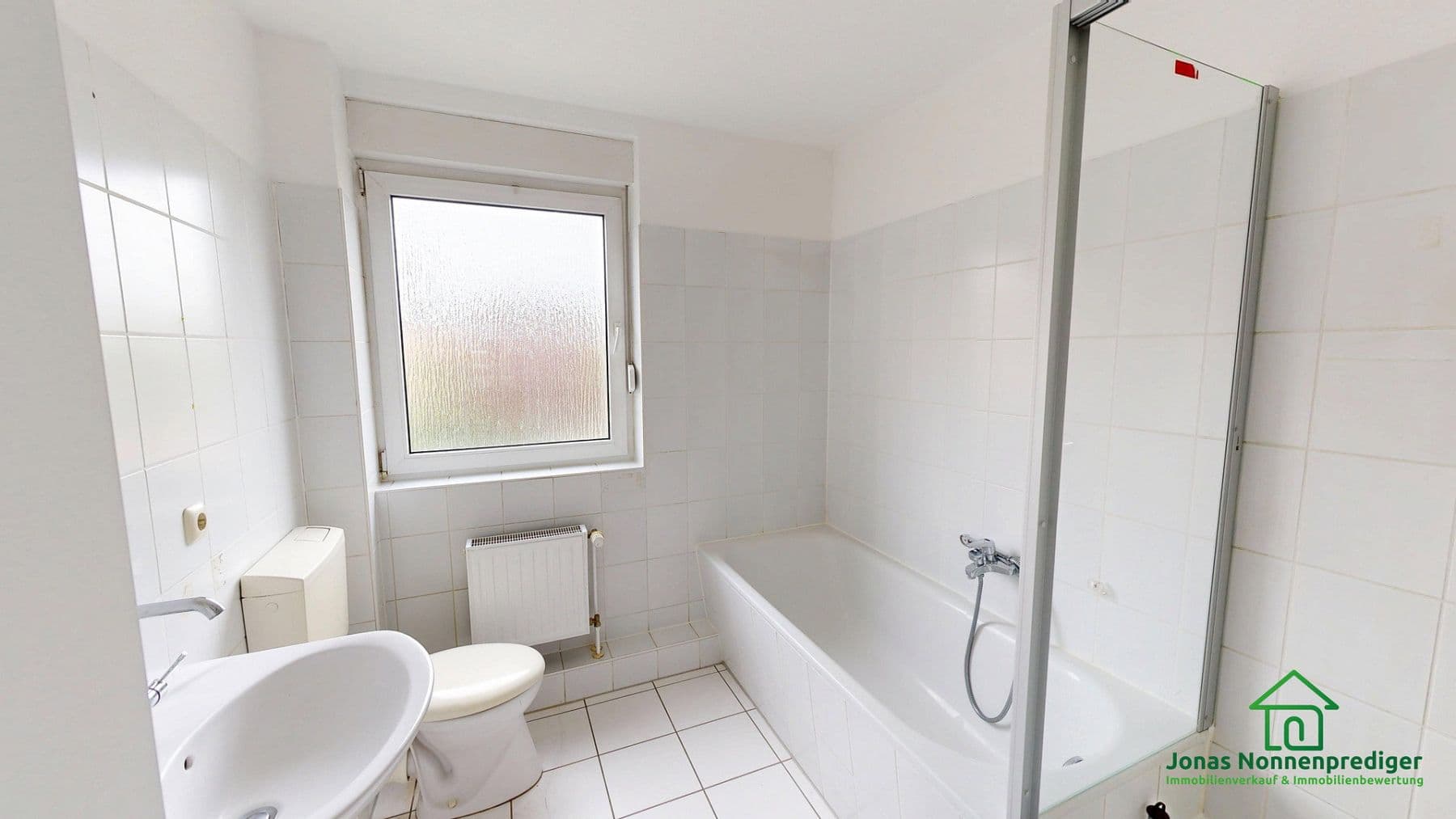 Predaj domu 151 m², pozemok 227 m², Nedderfeld 112, Schwerin, Meklenbursko-Predpomoransko Predaj domu 151 m², pozemok 227 m², Nedderfeld 112, Schwerin, Meklenbursko-Predpomoransko