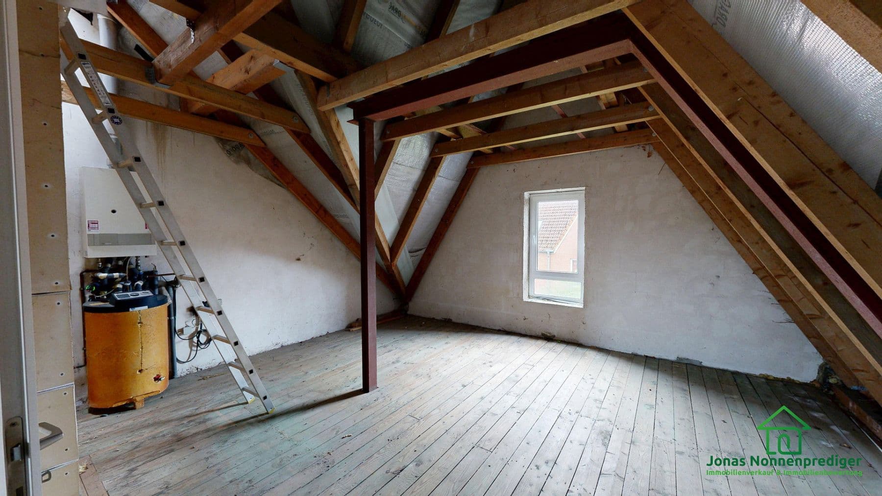Predaj domu 151 m², pozemok 227 m², Nedderfeld 112, Schwerin, Meklenbursko-Predpomoransko Predaj domu 151 m², pozemok 227 m², Nedderfeld 112, Schwerin, Meklenbursko-Predpomoransko