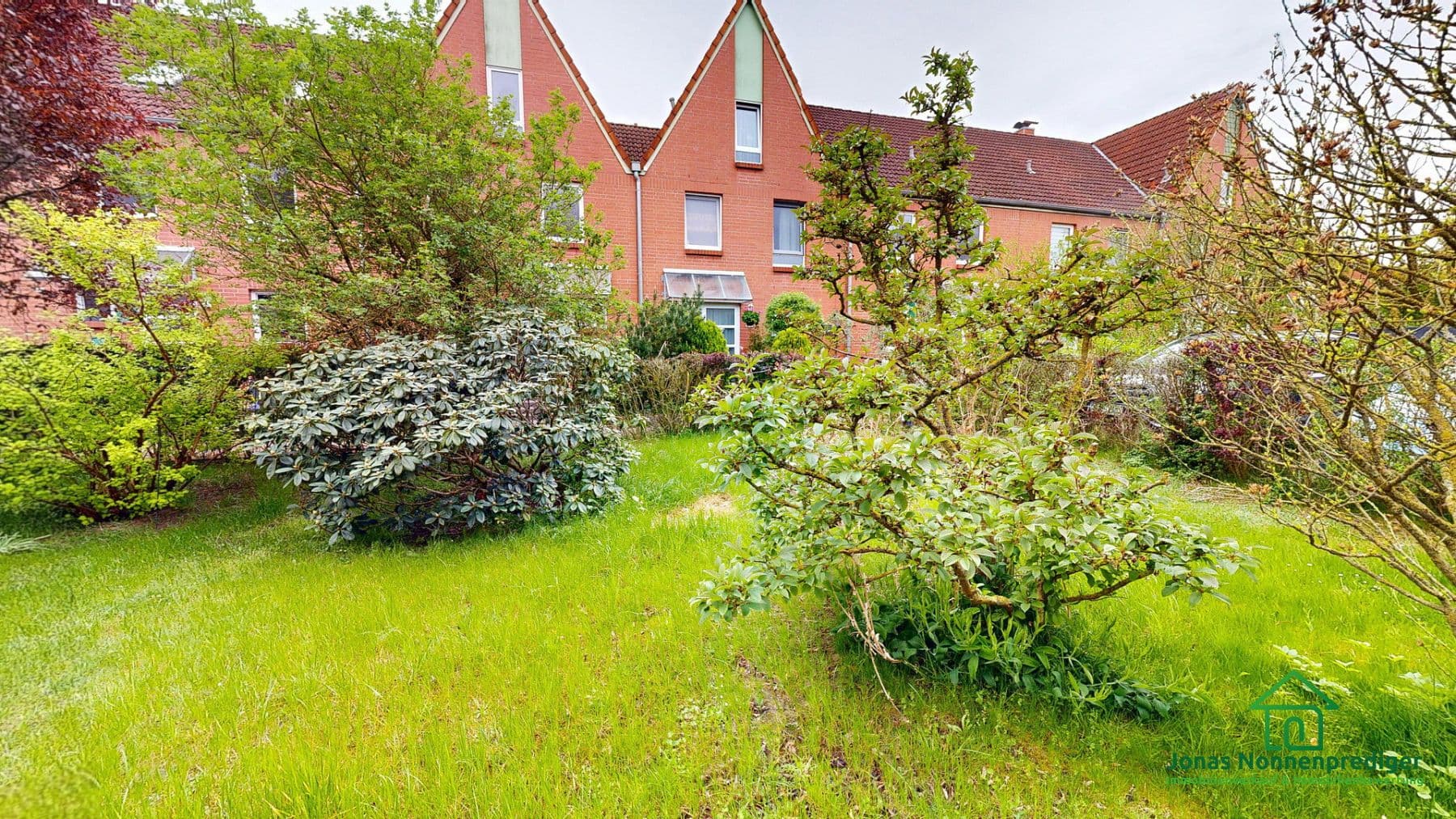 Predaj domu 151 m², pozemok 227 m², Nedderfeld 112, Schwerin, Meklenbursko-Predpomoransko Predaj domu 151 m², pozemok 227 m², Nedderfeld 112, Schwerin, Meklenbursko-Predpomoransko